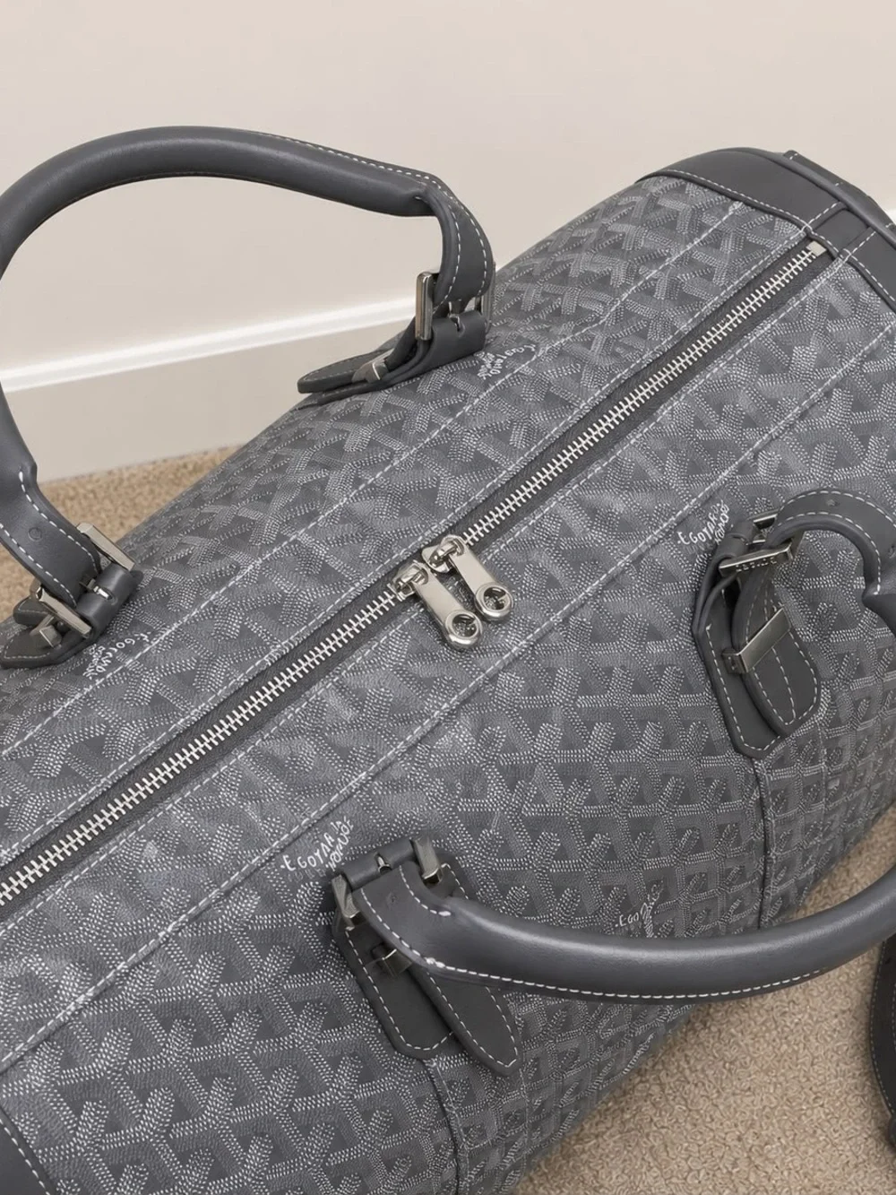 Gray Patterned Men's Duffel bag